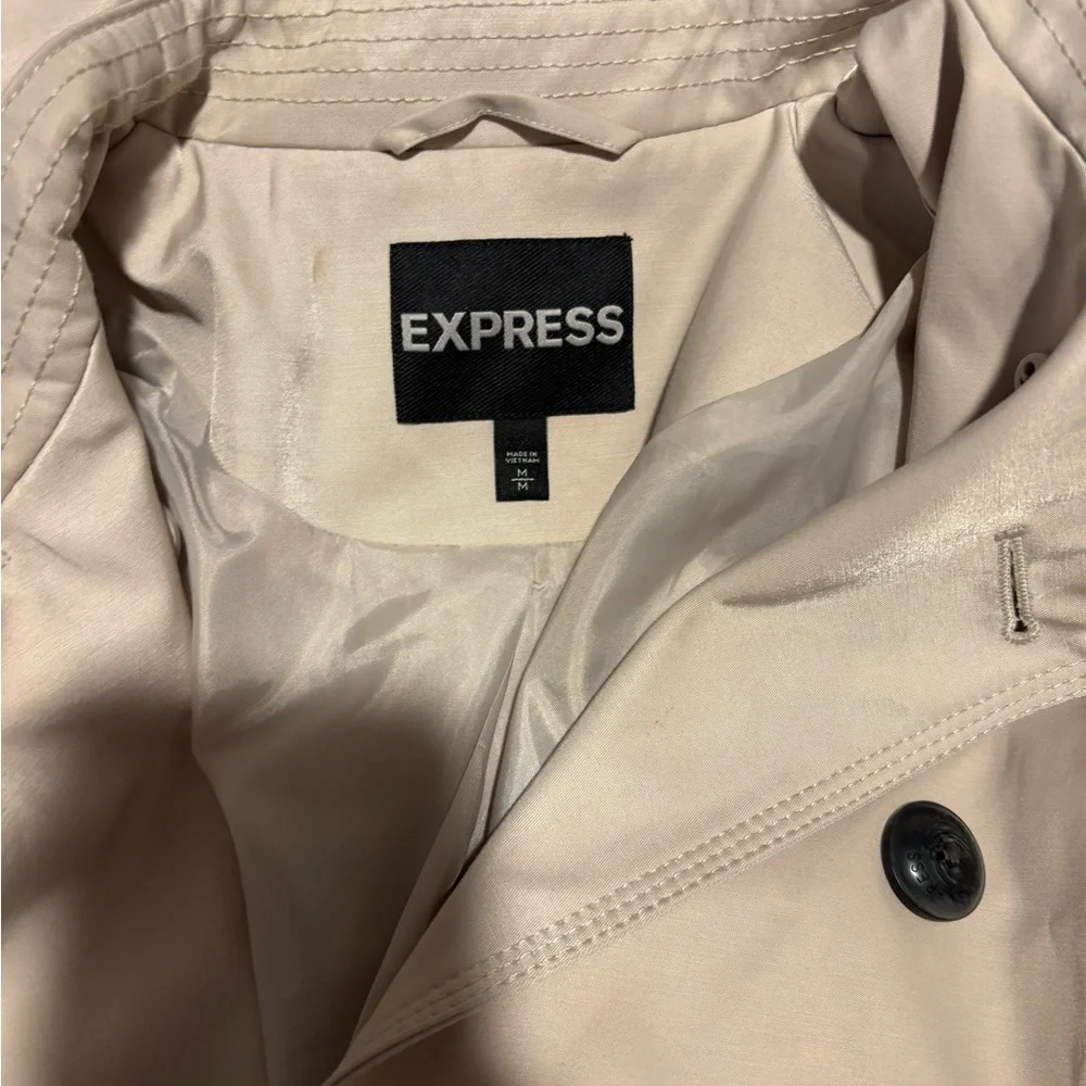 Express Tan Trench Coat - Picture 5 of 5
